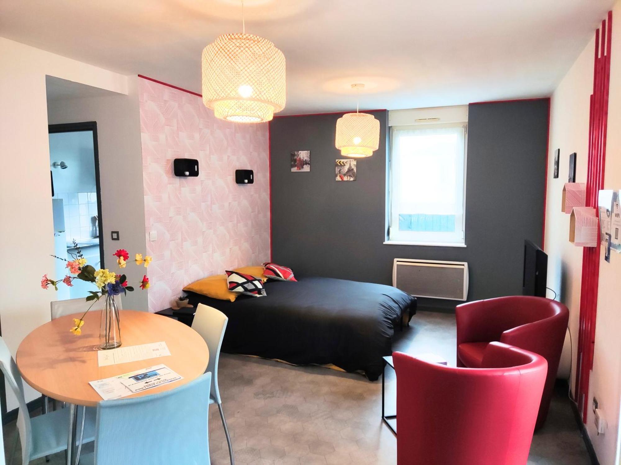 Apartment Loc's - Le 1, T2 De 55m2 Et Grande Terrasse, Lumineux Proche Des Thermes Et Des Commerces